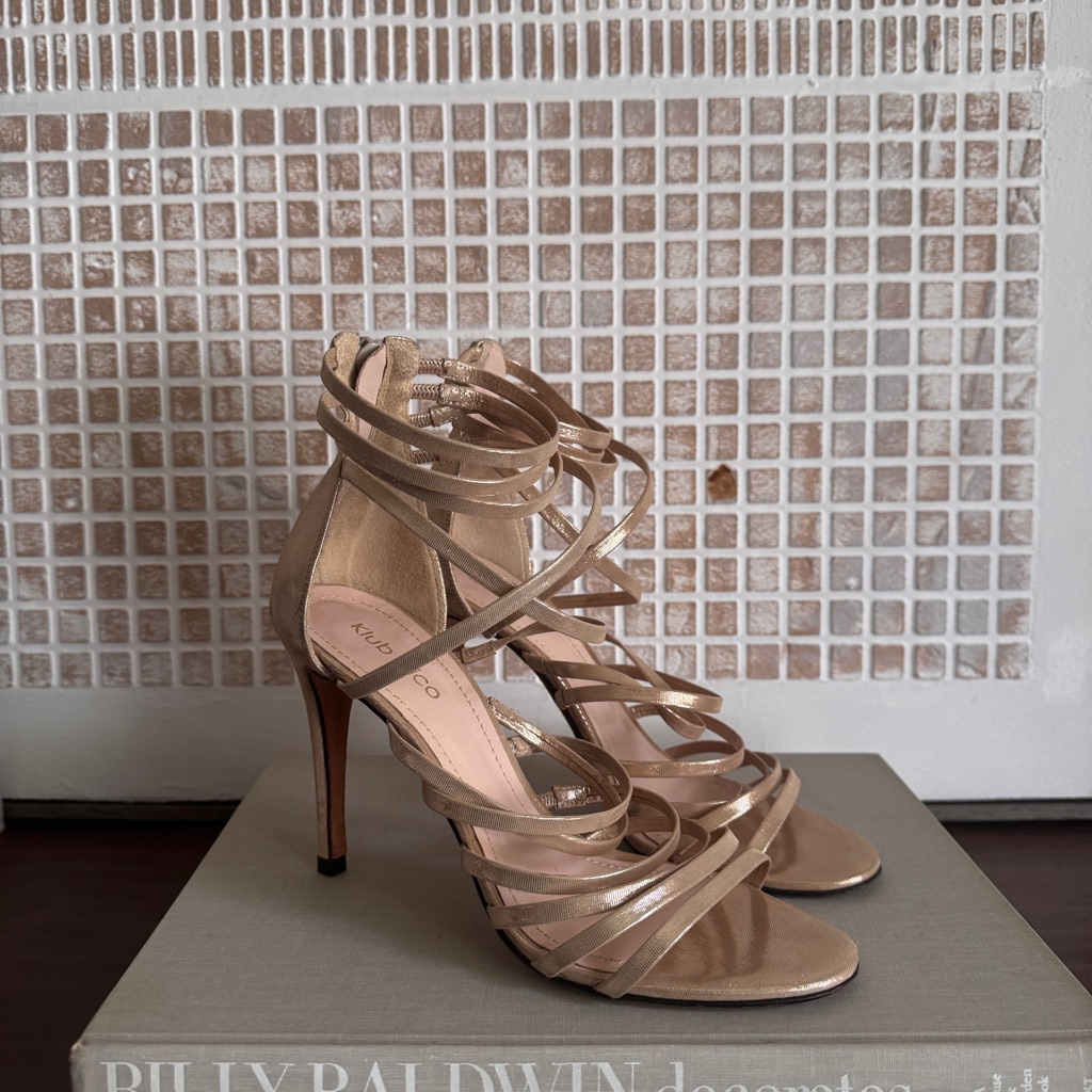 Klub Nico Women's Strappy Tan Metallic Heels